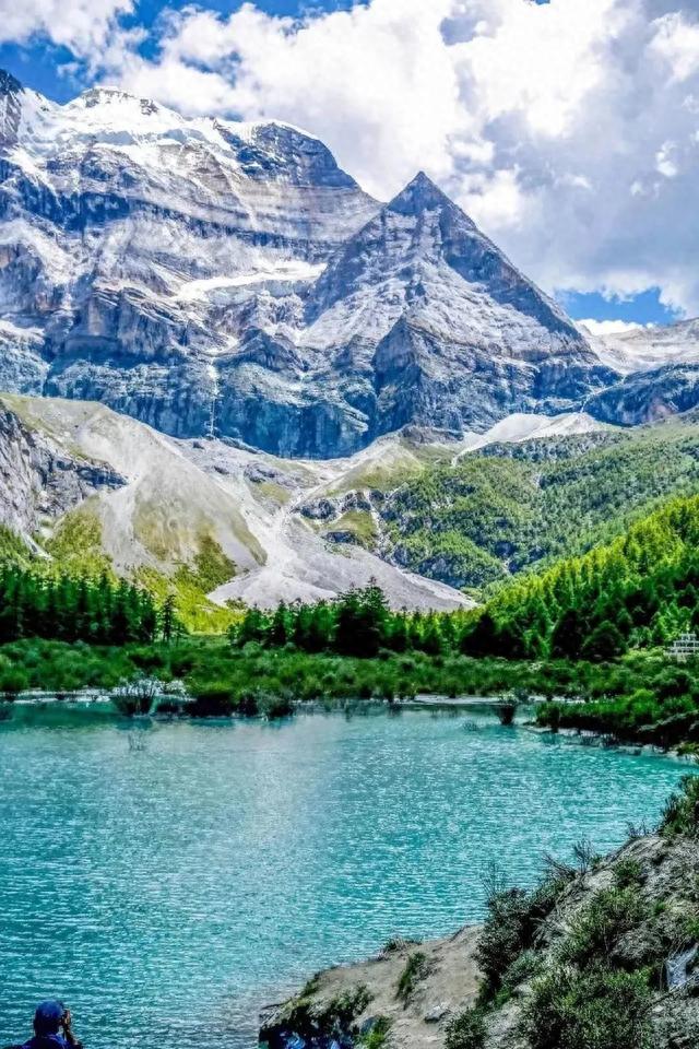 稻城亚丁旅游攻略(去稻城亚丁需要注意些什么)