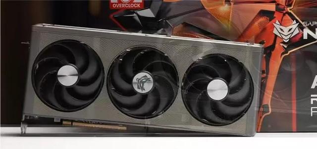 对标RTX5050，AMD发布全新显卡