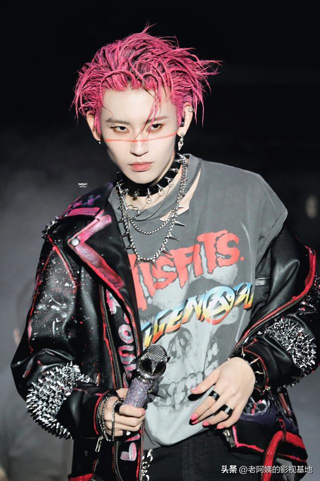 ˵תսקRapperС𶹣һƵ