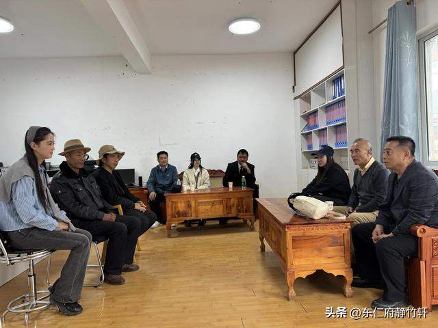西藏昌都洛隆硕督古镇 文/李景宁