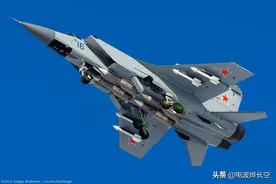 俄军米格31击落乌军苏25！超远程空空弹成焦点，射程号称300公里图片