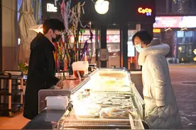 留郑过年让年轻人和预制菜“彼此成就”，郑州商家销量大好图片