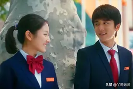 深圳一高中女学生被男学生表白了，她妈妈的做法对吗图片