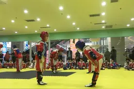 允许孩子学跆拳道的理由图片