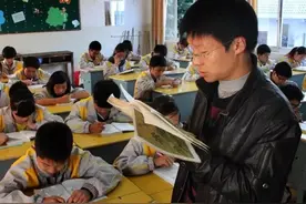 有的补缴补建养老保险，有的民代幼补漏，这说明和预示着什么？图片