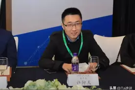 山东草根小伙逆袭广州首富，公司市值1120亿，在国内却鲜为人知图片