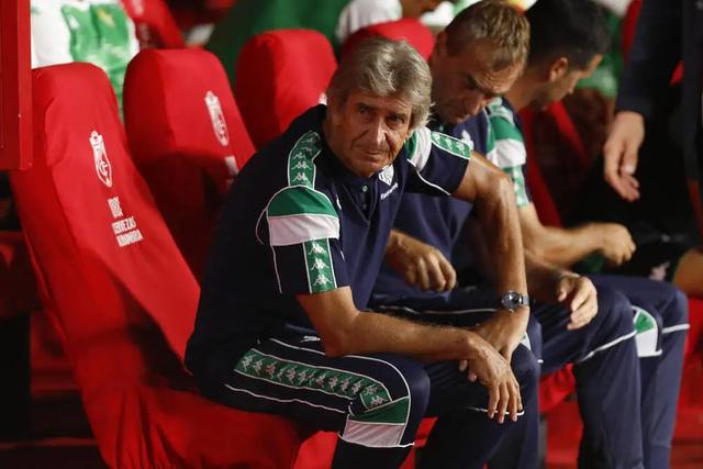 塞维利亚双雄力压巴萨马竞，狂热球迷功不可没