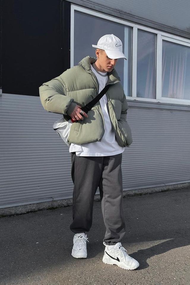 造型不用太花俏,跟着博主,基础色系就搞定(170男生打扮风格图片冬季)