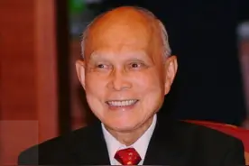 三房太太，13名子女，争夺百亿家产，霍家宫斗可比港剧精彩多了图片