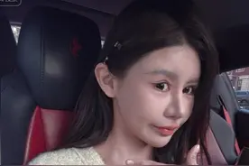 女子法拉利炸街后续：13岁起整容，演戏走秀上综艺，真实身份曝光图片