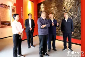 甘肃日报社社长王光庆一行来甘谷县调研采访图片