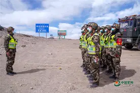 雪域天路守护人：把忠诚镌刻在昆仑山巅图片