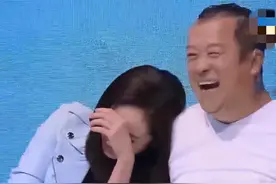 撕领口、叫爸爸、当众献吻…没分寸感的女明星比男明星还过分图片