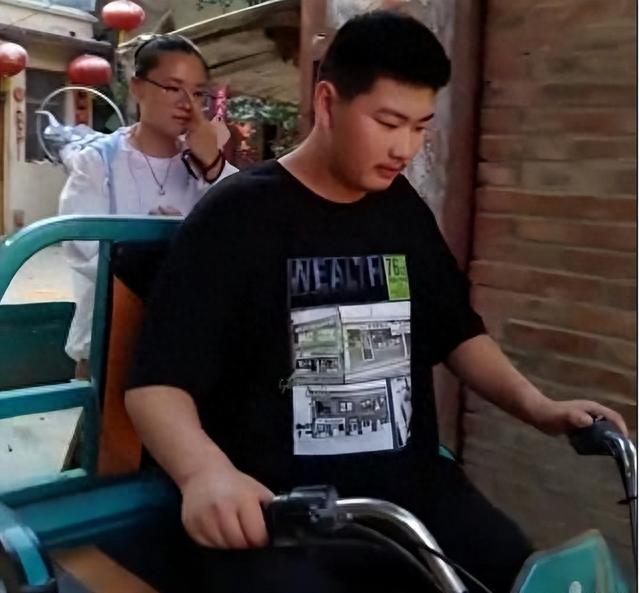 原形毕露！大衣哥北京“豪宅”曝光，想不到竟是这种人！