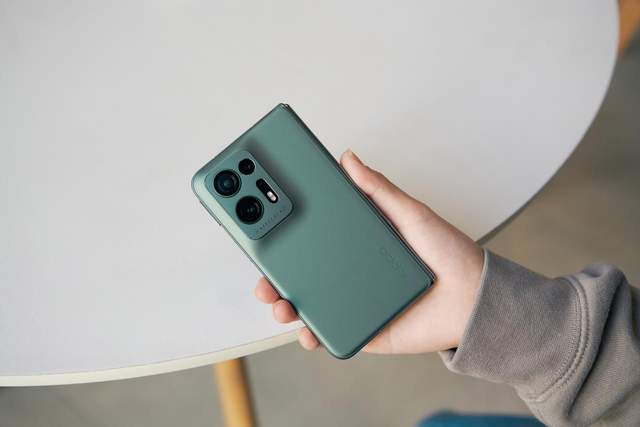 ColorOS流畅度再获第一!折叠屏Find N2体验起来如何?