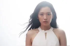 女生方面整理内衣，真的可以是在暗示吗？图片