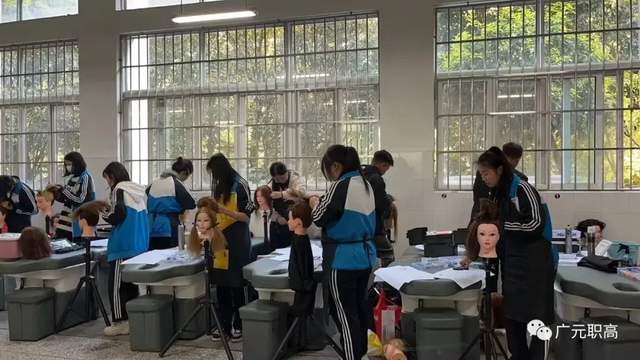 四川省民生研究会新媒体中心-官网