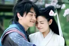 “富贵公子”陈晓，曾是运动员，22年逆袭成顶流，戏外是宠妻狂魔图片