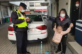 ​小朋友快上车，我们带你回家！图片