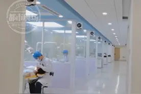 62岁婆婆假牙不合适致长期口腔溃疡，险些“磨”出口腔癌！图片