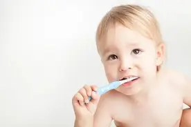 明明每天都有刷牙，孩子怎么还长蛀牙？图片
