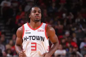 身高1米75！火箭弃将克莱蒙斯在G联盟轰38+15+14，他仍想重返NBA图片