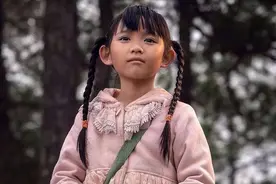 《天堂的张望》：7岁女孩的向死而生，人心凉不过人性，让人泪目图片