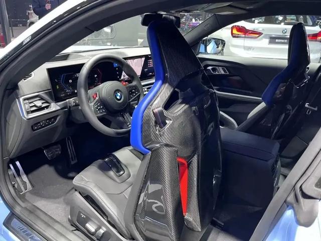 全新宝马M2：燃油绝唱？3.0T的驾驶者之车，买了就能坐等升值？！