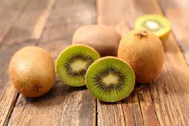绿肉、黄肉、红肉……中科院研究告诉你哪种「猕猴桃」好吃又营养图片