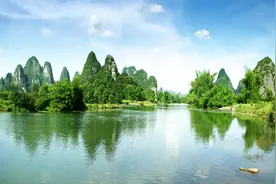 单身女人退休后，最好的依靠不是儿女，而是以下三个人图片