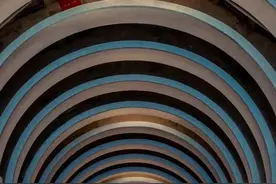 浅评陈亚男图片