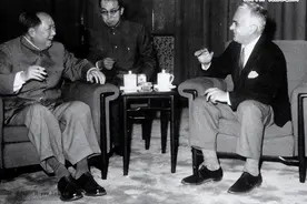 胡懋仁：核武器的两面性图片