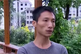 2019年单纯男孩娶了未婚妈妈，婚后称妻子是老江湖，坦言玩不过她图片