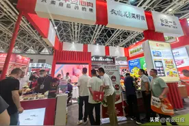 展示国内知名菜系及特色小吃 快来首届西安国际美食博览会上大快朵颐吧！图片