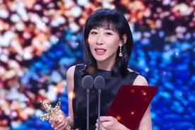 这一次，靠“骚与丑”出名的35岁任素汐，又让所有人刮目相看！图片