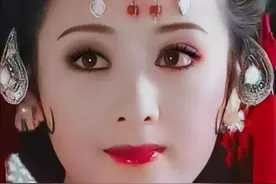 精致优雅的小李琳，尽显迷人风姿图片