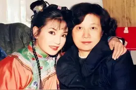 赵薇被封杀后，家庭崩塌，她的母亲魏启颖经历了什么？图片
