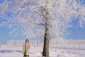 杭州夫妻卖500万房子搬去内蒙古：向往牧场生活，住进皑皑白雪下小木屋图片