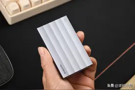 终于出手了！小米首款“1TB移动固态硬盘”评测：读写2000MB/s图片