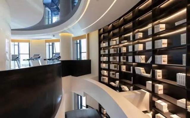 地铁站旁的保租房来了：月租金最低约2000元，配篮球场和停车场…