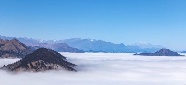 适合大学生穷游的三个地方介绍（适合毕业旅行的五个城市）