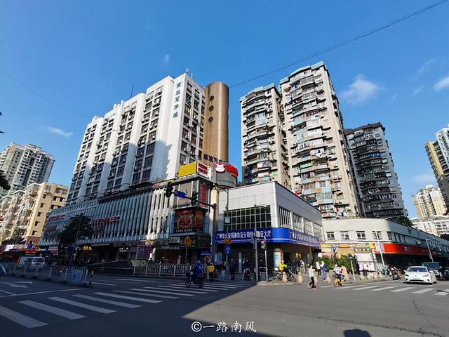 ��������������ʳ�֣�������ϲ��ȥ�򿨣�����ο���Բ��˽�