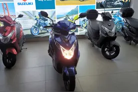 铃木新晋神车UE125，外观、配置、售价折中后，为选择困难症解忧图片