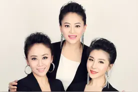 上过春晚，唱过万首歌，这支30年的女子组合在抖音直播“再出道”图片