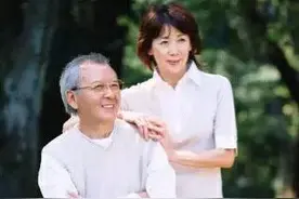 古人说:“老而不死是为贼”父母年过9旬还在，对子女是福还是祸？图片
