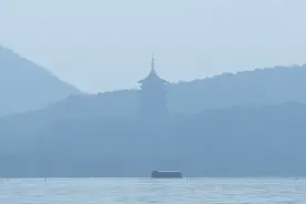 肺CT：如何识别新冠肺炎合并细菌、真菌感染？图片