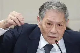 台独分子天天喊打仗，台湾退役少将帅化民，为何一语点中？图片