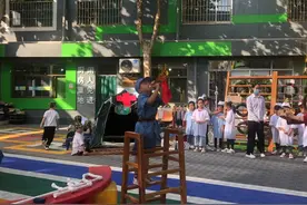 「喜迎二十大」金色摇篮幼儿园举办抗战情景模拟活动图片