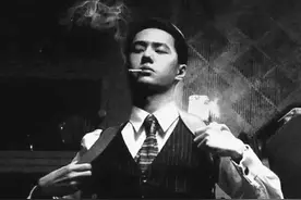 王一博：你怎么看待《无名》中角色叶秘抽烟？图片