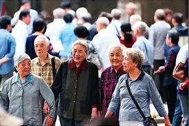 经济学家预测：如果大家不生二胎，50年后中国人口会变到5.8亿人图片